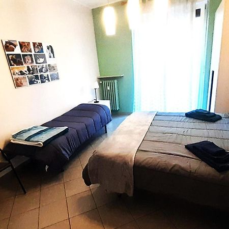 Metronear Apartment Коленьо Екстериор снимка
