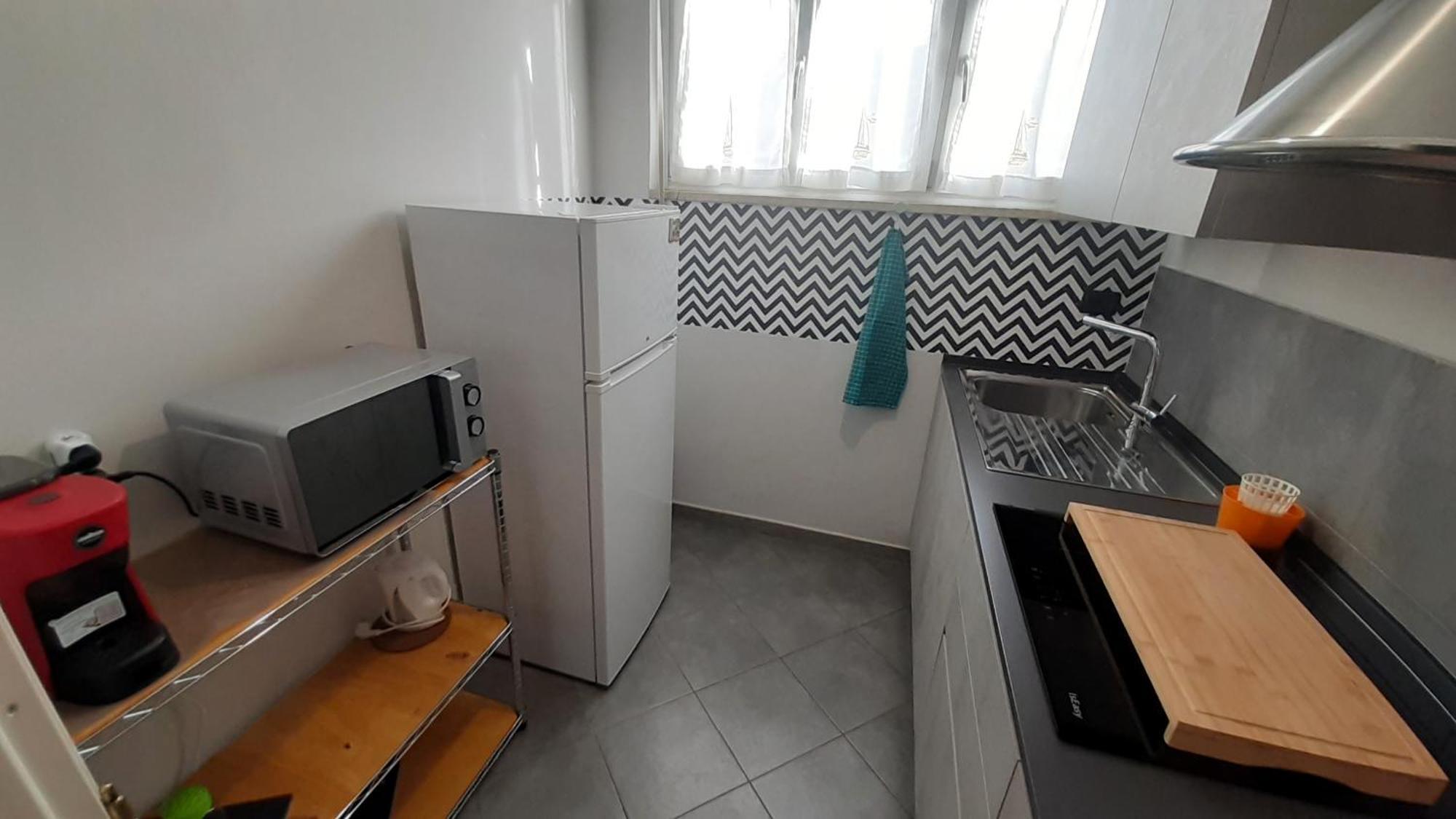 Metronear Apartment Коленьо Екстериор снимка